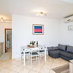 Matej Apartamento *